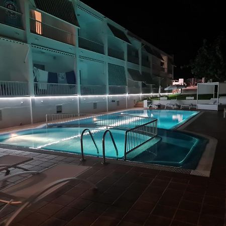 Hostal S'Algaret Fornells  Buitenkant foto