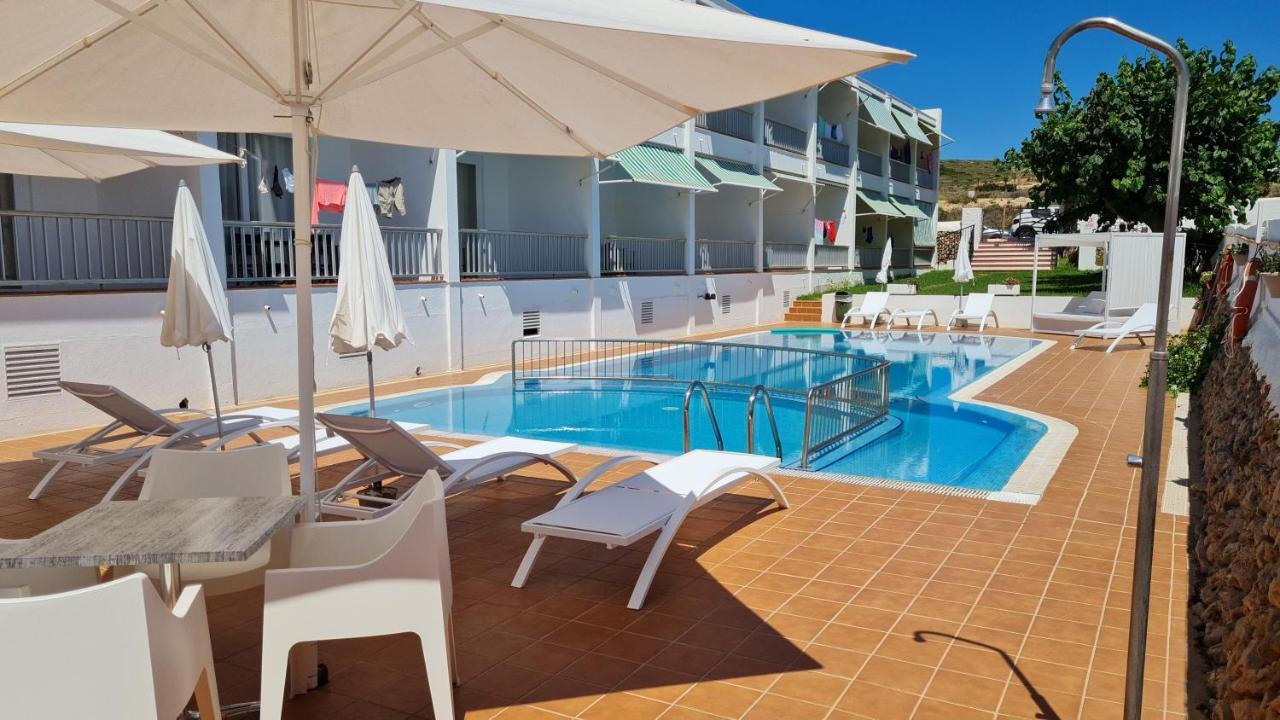 Hostal S'Algaret Fornells  Buitenkant foto
