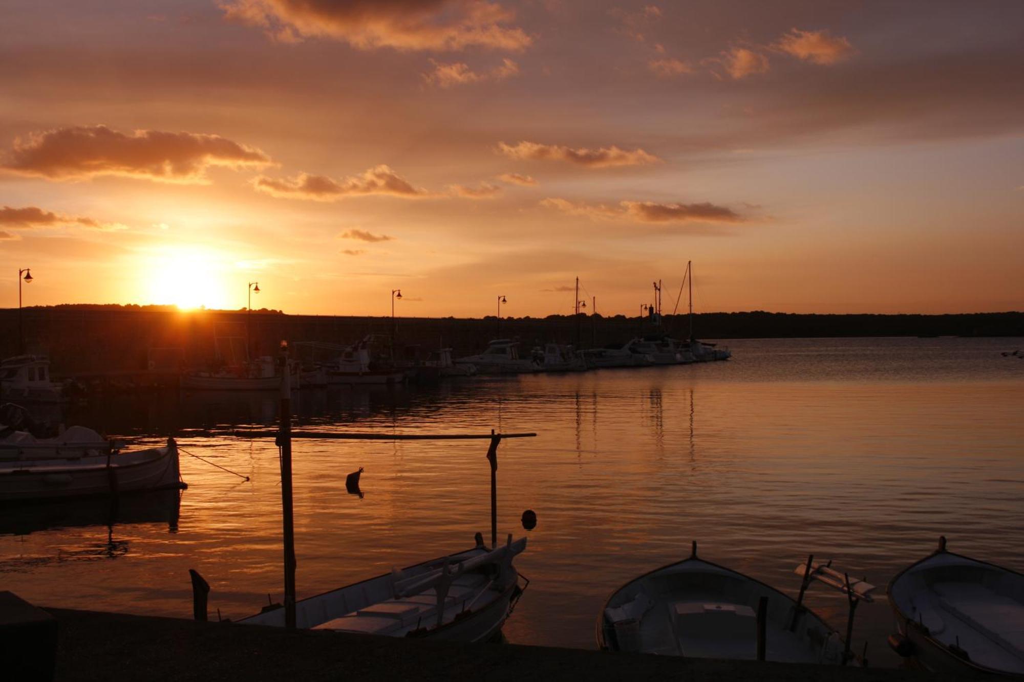 Hostal S'Algaret Fornells  Buitenkant foto