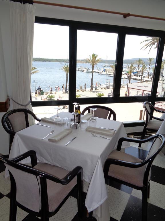 Hostal S'Algaret Fornells  Buitenkant foto