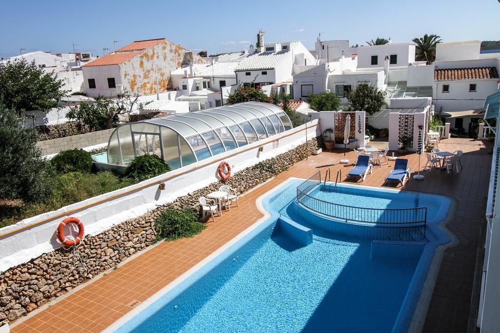 Hostal S'Algaret Fornells  Buitenkant foto