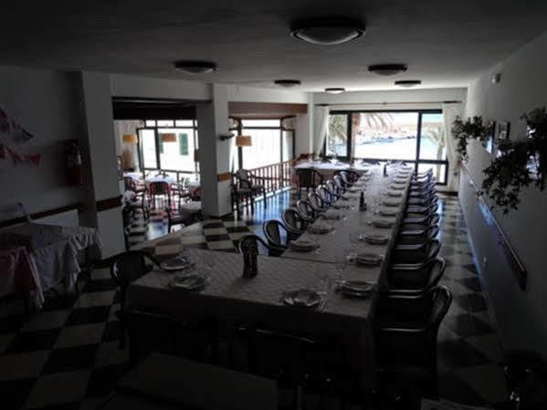 Hostal S'Algaret Fornells  Buitenkant foto